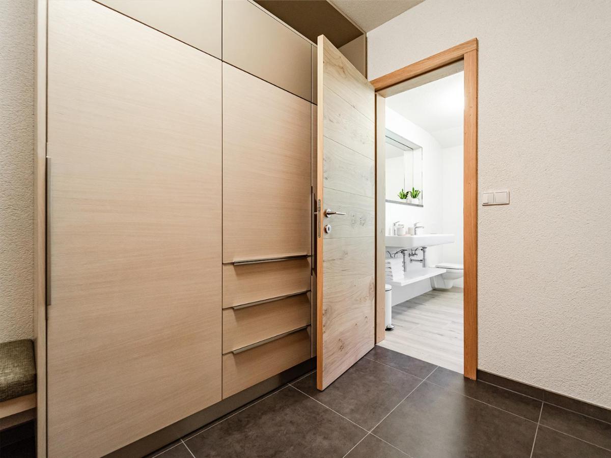 Apartmany Petruska ペツ・ポト・スニェシュコウ エクステリア 写真